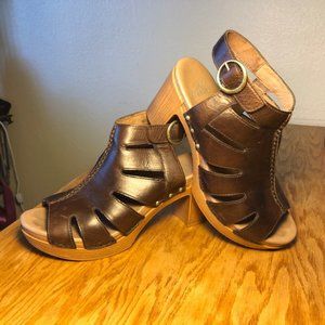 Dansko Womens Demetra Brown Slingback Sandal Size US 8.5 EUR 39